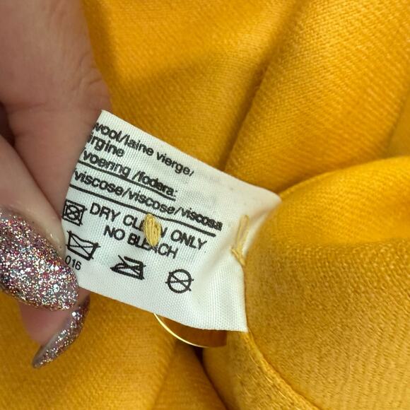 Vintage Louis Feraud 90s Mustard Yellow Virgin Wool Blazer Gold Buttons size 6 - Picture 3 of 13
